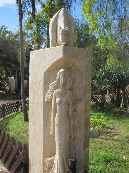 Statue i Majuelo Park i Almunecar