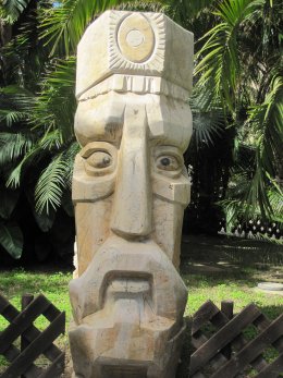 Statue i Majuelo Park i Almunecar