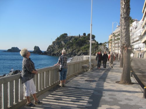 Strandpromenaden i Almunecar