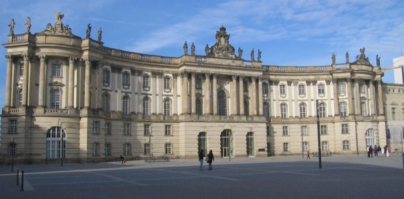 Alte Bibliothek, 'Kommoden'