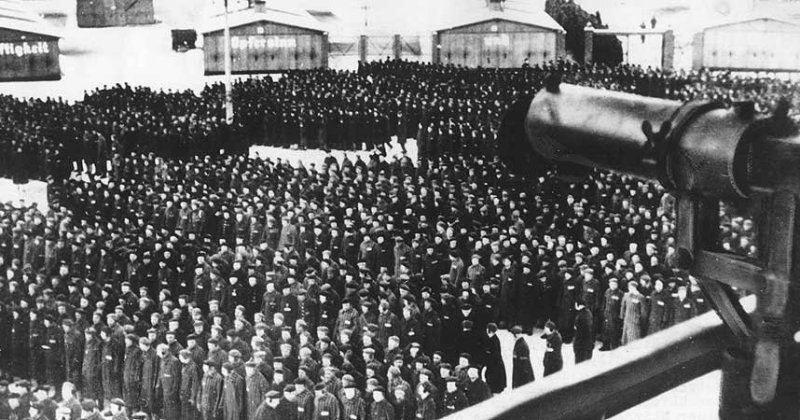 Fanger i Sachsenhausen på appelpladsen