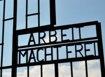Arbeit macht frei