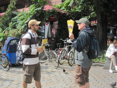 Derek, guide for Insider Tour logo