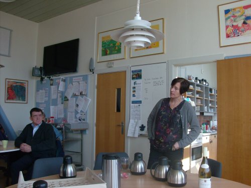 Skoleleder Jette Bjørn Hansen fortæller om skolen