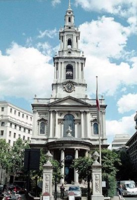 St Clement Danes på Strand i London