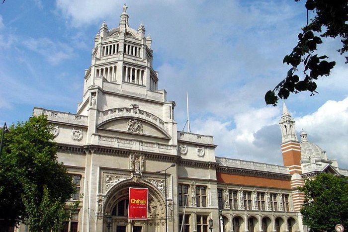 Victoria & Albert Museum, Kensington, London
